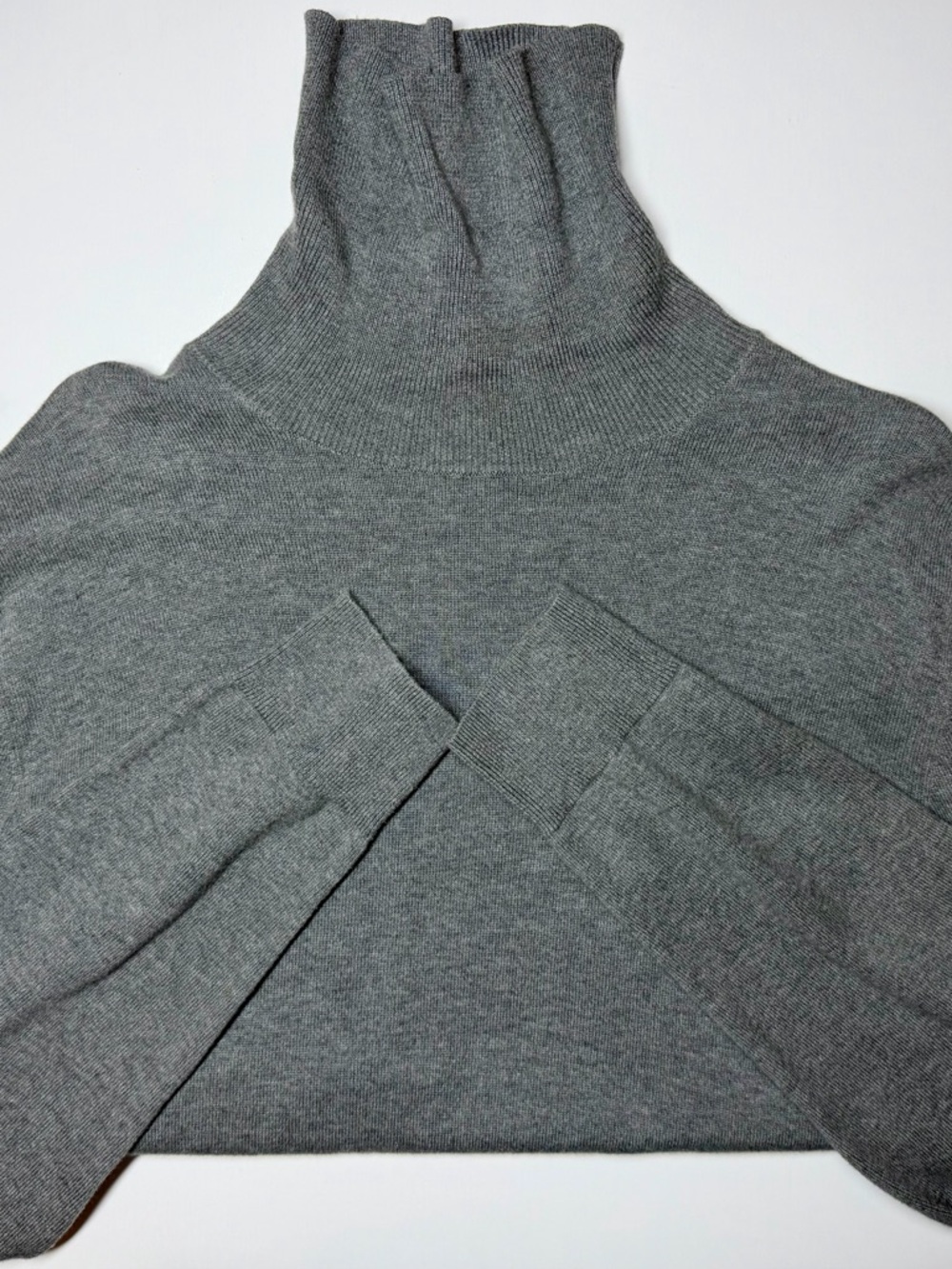 GUESS Women’s Dark Heather Grey Turtleneck Sweater 100%‎ Cotton Size L